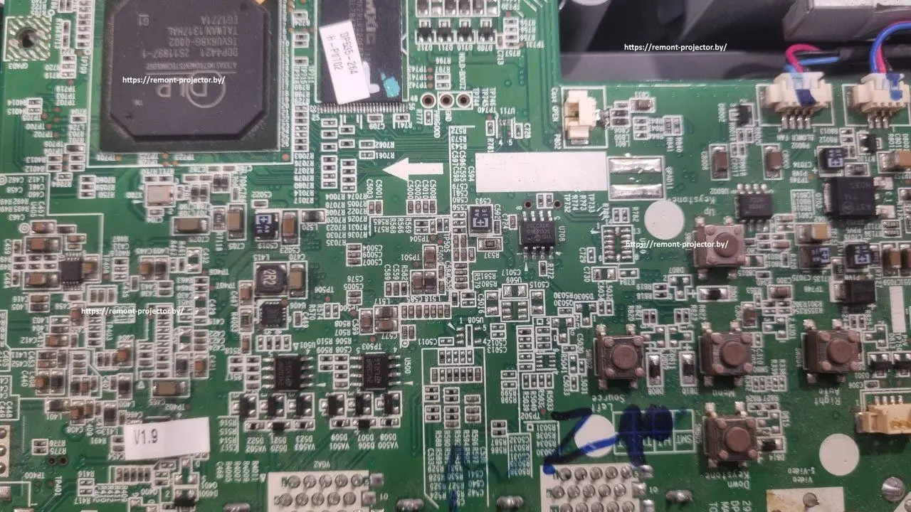 Ремонт системной платы проектора